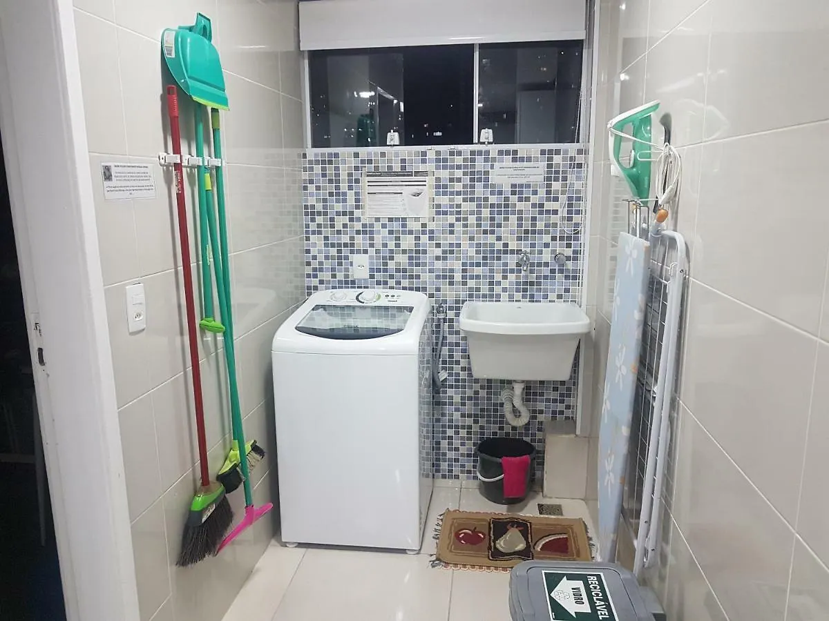 Apartamento De 3 Quartos A 100 Metros Da Praia De Boa Viagem Recife