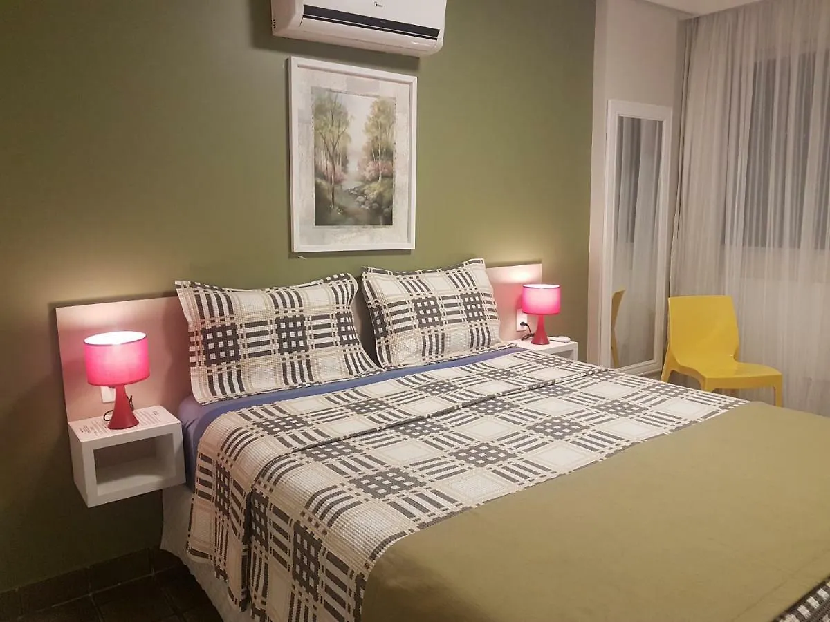 Apartamento De 3 Quartos A 100 Metros Da Praia De Boa Viagem Recife