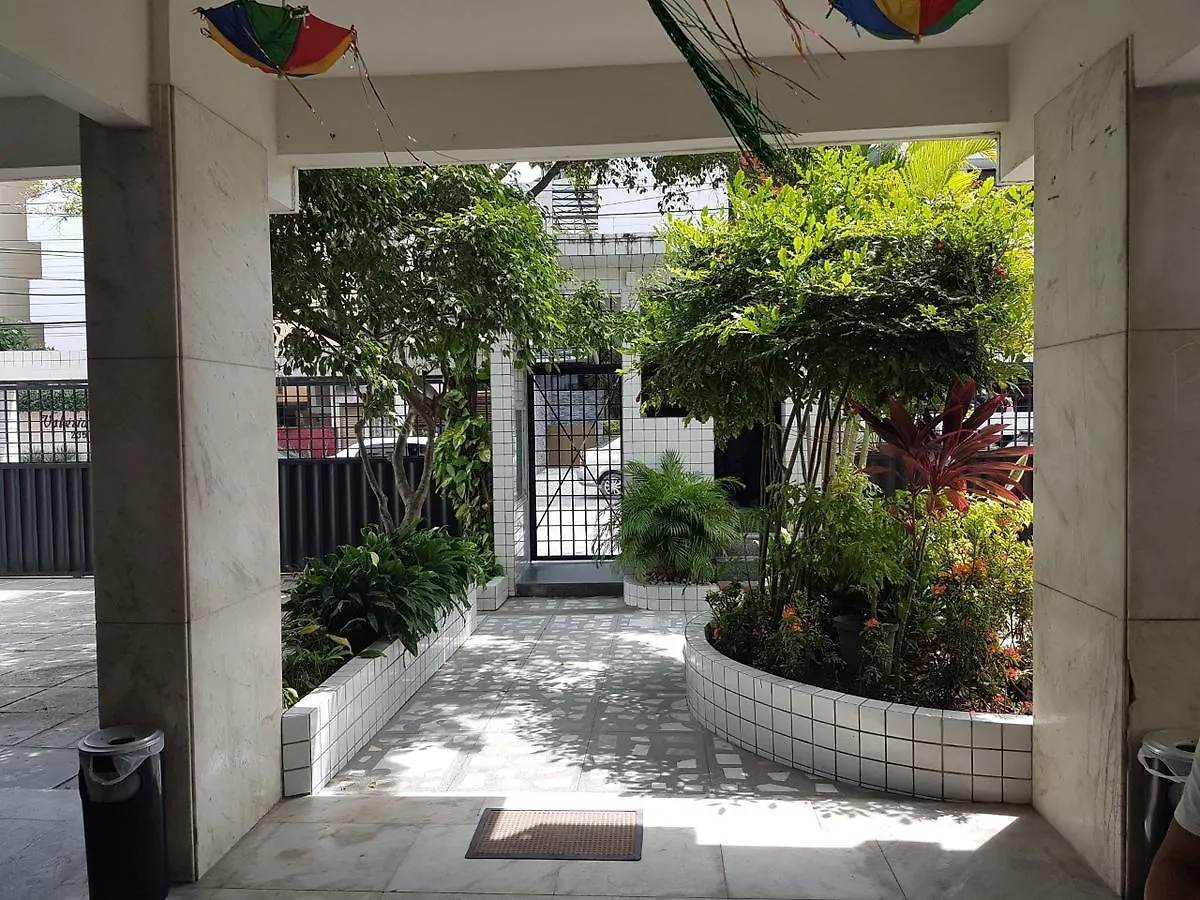 Apartamento De 3 Quartos A 100 Metros Da Praia De Boa Viagem Recife 0*,