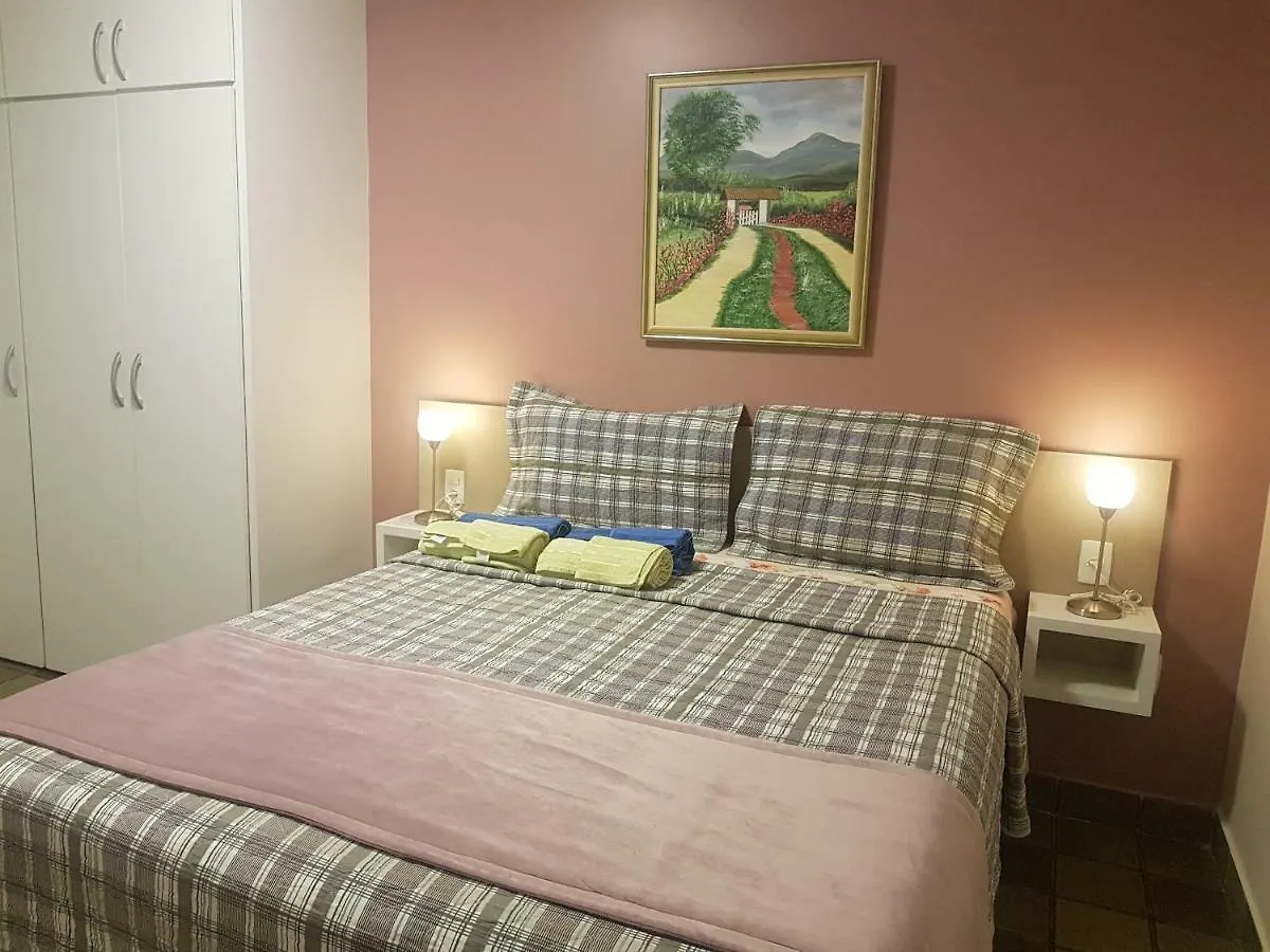 Apartamento De 3 Quartos A 100 Metros Da Praia De Boa Viagem Recife